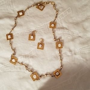 Gold Necklace & Earing Set